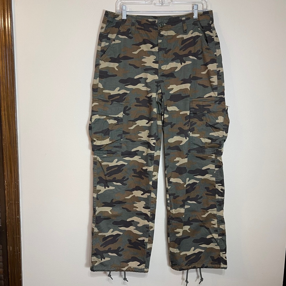 Levis 94 Baggy Cargo Pants Womens 29 Camo High Rise Wide Leg A4707-0012